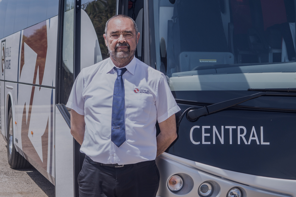 Bus transfer services in Menorca – Central de Autocares